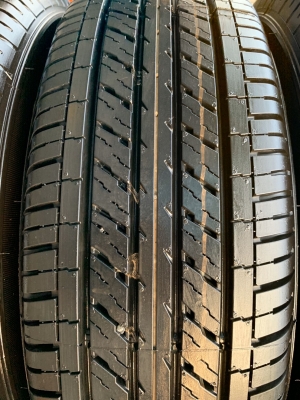 ยางใหม่ป้ายแดง 215-65-16 Dunlop ปลายปี 19 สวยกริ๊บๆ
