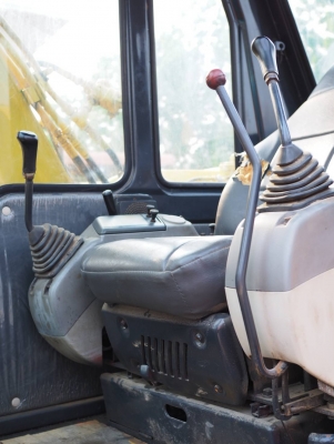 ขาย420,000 บาท รถขุดเก่านอก ตามสภาพ  KOMATSU PC60-7