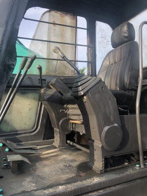 KOBELCO SK200-3 สภาพสวยไฟเต็ม เอกสารอินวอย