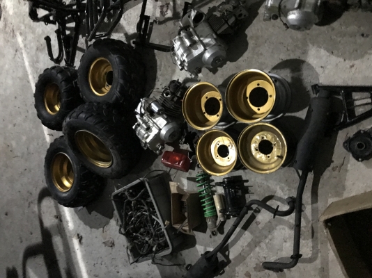 ขายโครงatv2โครง อะไหล่อีกเพียบ ขายโครงatv2โครง อะไหล่อีกเพียบ