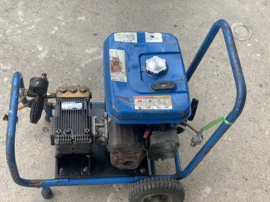 ขายชุดปั๊มฉีดน้ำแรงดันสูง Seiwa พร้อมเครื่อง Robin EH-25 ขนาด 8.5HP. made in Japan ทำแรงดันได้ 147Barสภาพสวย ของตัดตู้เก่าญี่ปุ่น พร้อมใช้งาน