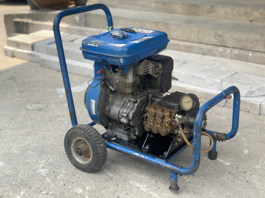ขายชุดปั๊มฉีดน้ำแรงดันสูง Seiwa พร้อมเครื่อง Robin EH-25 ขนาด 8.5HP. made in Japan ทำแรงดันได้ 147Barสภาพสวย ของตัดตู้เก่าญี่ปุ่น พร้อมใช้งาน