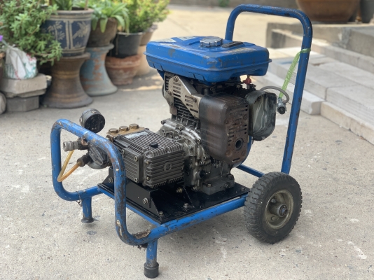 ขายชุดปั๊มฉีดน้ำแรงดันสูง Seiwa พร้อมเครื่อง Robin EH-25 ขนาด 8.5HP. made in Japan ทำแรงดันได้ 147Barสภาพสวย ของตัดตู้เก่าญี่ปุ่น พร้อมใช้งาน
