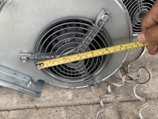 ขายพัดลมโบวเวอร์ดูด-เป่าอากาศ EBM 700W 220V ไฟบ้าน made in Germany รุ่นรอบเร็ว สภาพสวย หมุนนิ่ม ให้ลมแรง พร้อมใช้งาน มี 4ตัวครับ ราคาตัวละ 2,600 บาท ขายพัดลมโบวเวอร์ดูด-เป่าอากาศ EBM 700W 220V ไฟบ้าน made in Germany รุ่นรอบเร็ว สภาพสวย หมุนนิ่ม ให้ลมแรง พร้อมใช้งาน มี 4ตัวครับ ราคาตัวละ 2,600 บาท