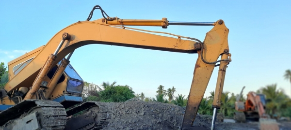 Komatsu PC 120-2 รถพร้อมใช้สวยๆ เดิมๆ มีแอร์ ใบซื้อขาย