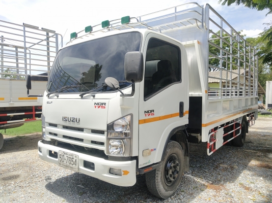 6 ล้อกลาง EURO3 ISUZU NQR 175 แรงม้า คอมมอนเรว * ยาว 5.50 ม.ปี2556* ราคา 690000บาทนะคะรถสวยเดิม+สภาพ