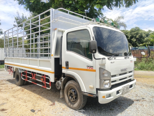 6 ล้อกลาง EURO3 ISUZU NQR 175 แรงม้า คอมมอนเรว * ยาว 5.50 ม.ปี2556* ราคา 690000บาทนะคะรถสวยเดิม+สภาพ