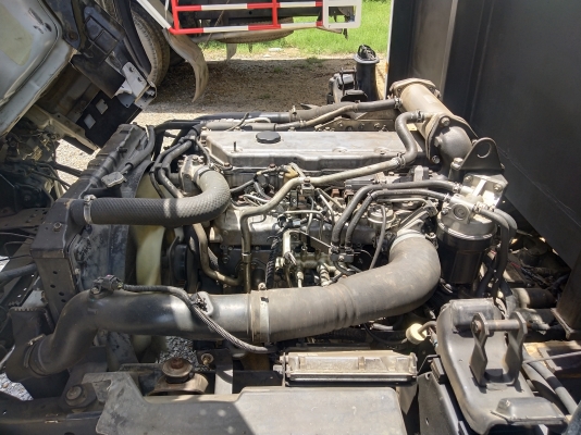 6 ล้อกลาง EURO3 ISUZU NQR 175 แรงม้า คอมมอนเรว * ยาว 5.50 ม.ปี2556* ราคา 690000บาทนะคะรถสวยเดิม+สภาพ