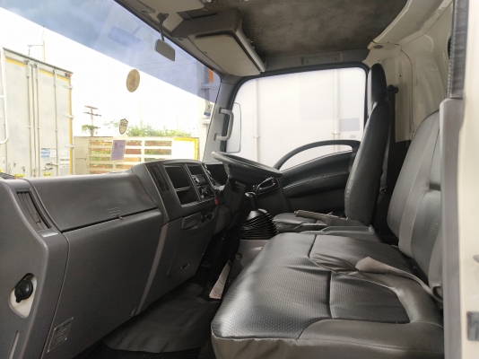 6 ล้อกลาง EURO3 ISUZU NQR 175 แรงม้า คอมมอนเรว * ยาว 5.50 ม.ปี2556* ราคา 690000บาทนะคะรถสวยเดิม+สภาพ 6 ล้อกลาง EURO3 ISUZU NQR 175 แรงม้า คอมมอนเรว * ยาว 5.50 ม.ปี2556* ราคา 690000บาทนะคะรถสวยเดิม+สภาพ