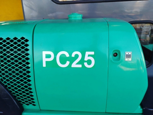 รถขุด KOMATSU PC25 สภาพสวยครบ