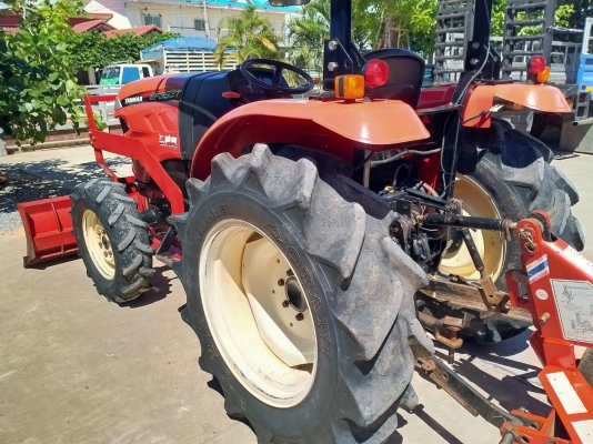 YANMAR EF393T ปี58 ดันหน้า+ผาน CMTใบเต็ม รถเดิมๆ พร้อมใช้งาน 0880695336