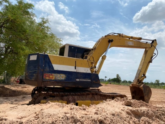 ขาย 499,999 รถแบคโฮ  KOMATSU PC120-5