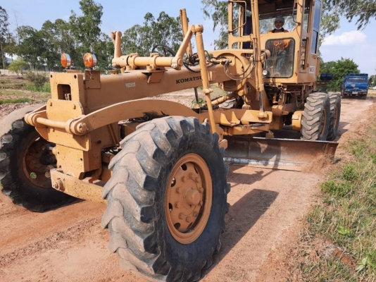 ขาย 695,000 รถเกรดเดอร์ KOMATSU GD500R-2A