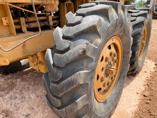 ขาย 695,000 รถเกรดเดอร์ KOMATSU GD500R-2A