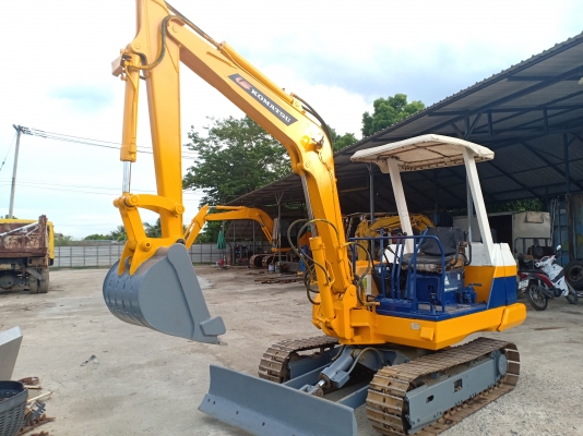 ส่งลูกค้าจ.ปัตตานี รถแบคโฮ komatsu pc30 รถเก่านอกนำเข้า มีเอกสารใบอินวอยซ์ พร้อมจดทะเบียน มี vdo การ