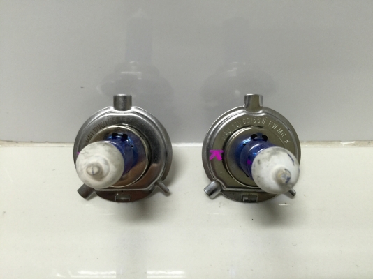 ขายไฟหน้าญี่ปุ่นแท้ยี่ห้อ HEADLIGHT รุ่น H4 แบบ HI-LOW