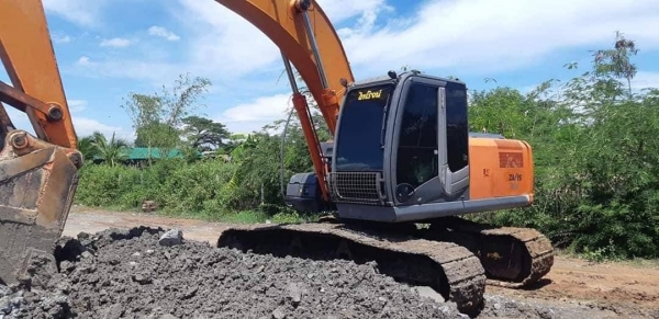 ⭐⭐Hitachi ZX200-3ใช้งาน 11000ช.ม เครื่องปั้มแรงพร้อมใช้ เจ้าของขายเอง ⭐⭐Hitachi ZX200-3ใช้งาน 11000ช.ม เครื่องปั้มแรงพร้อมใช้ เจ้าของขายเอง