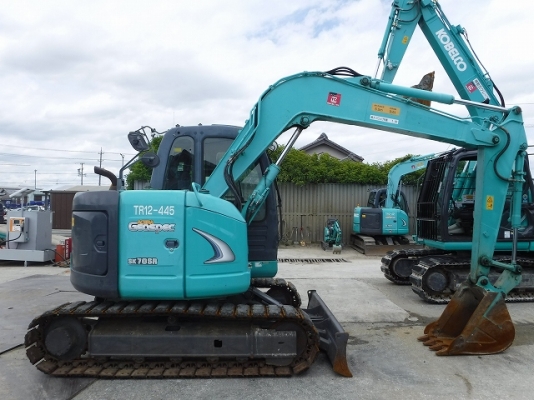 KOBELCO SK70SR-2 ซีเรียล: YT05-15942 ปี 2008 ชั่วโมงทำงาน 4135 ชั่วโมง