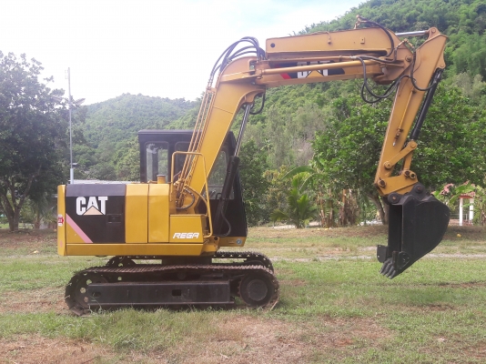 ขายแบ็คโฮ CAT E70 เทียบเท่า PC60 ขนาด 7 ตัน