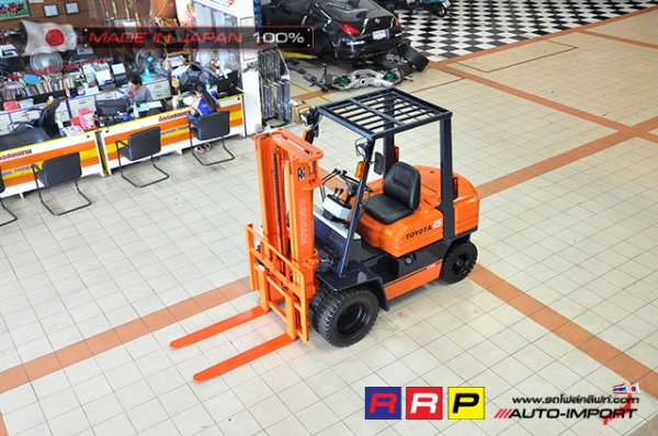 ขายรถโฟล์คลิฟท์มือสอง TOYOTA รุ่น 5FG25-11646 นำเข้าจากประเทศญี่ปุ่น 100\% ไม่เคยใช้งานในไทย