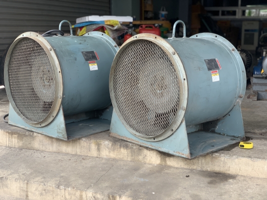 ขายพัดลมท่อดูด-เป่าระบายอากาศ Teral 1HP. 380V made in Japan สภาพสวยโครงสร้างเเข็งแรง ตัวใหญ่ หมุนนิ่ม ให้ลมแรง พร้อมใช้งาน มี 2ชุดครับ ราคาชุดละ 7,500 บาท