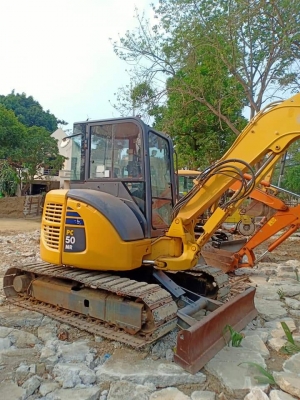 ขายจ้า..KOMATSU PC50MR-2. เก่านอกแท้  เดิมๆๆสภาพสวยสภาพสวยพร้อมใช้  โทร 089-3818694จ๊อย