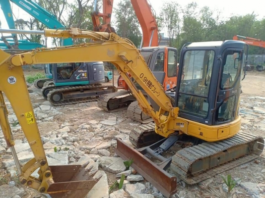 ขายจ้า..KOMATSU PC50MR-2. เก่านอกแท้  เดิมๆๆสภาพสวยสภาพสวยพร้อมใช้  โทร 089-3818694จ๊อย
