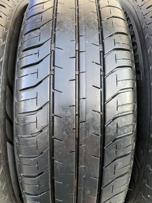 ล้อแม็ก Toyota Yaris Ativ ขอบ 15 พร้อมยาง 185-60-15 Bridgestone ปลายปี 17 สวยๆ