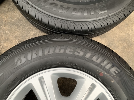 ล้อแม็ก ISUZU D-MAX 1.9 BLUE POWER ขอบ 15 พร้อมยางป้ายแดง 215-70-15 Bridgestone ปลายปี 19