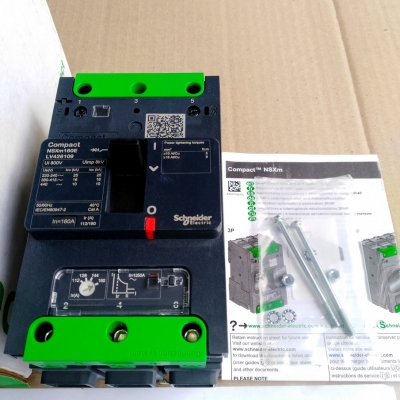 Breaker 3 เฟส Schneider