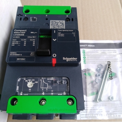 Breaker 3 เฟส Schneider