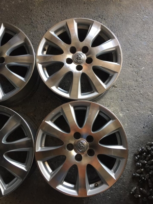 ล้อเดิมToyota ขอบ17x7 ET45 สีบรอนหน้าเงา ชุด3900บ.สนใจโทร.0879050181.ส่งได้ทุกที่ทั่วไทย ล้อเดิมToyota ขอบ17x7 ET45 สีบรอนหน้าเงา ชุด3900บ.สนใจโทร.0879050181.ส่งได้ทุกที่ทั่วไทย