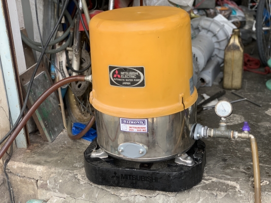 ขายปั๊มน้ำอัตโนมัติถังสแตนเลส Mitsubishi 300W สภาพสวย หมุนนิ่ม พร้อมใช้งาน ไม่มีรั่วซึม ตรวจเช็คแรงดันเรียบร้อย พร้อมใช้งาน