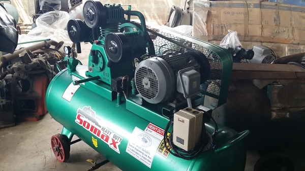 ปั้มลม 5แรง ถัง260 ไฟ380 สวยๆ ใช้งานน้อย ปั้มลม 5แรง ถัง260 ไฟ380 สวยๆ ใช้งานน้อย