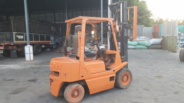 ขาย รถ ฟอร์คลิฟต์ 2.5 ตัน TCM FD25Z เครื่องยนต์ดีเซล เสาสูง 3 เมตร ยางตัน 4 เส้น รถพร้อมใช้งาน ราคาต่อรองได้ครับ ขาย รถ ฟอร์คลิฟต์ 2.5 ตัน TCM FD25Z เครื่องยนต์ดีเซล เสาสูง 3 เมตร ยางตัน 4 เส้น รถพร้อมใช้งาน ราคาต่อรองได้ครับ