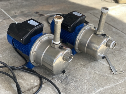 ขายปั๊มน้ำหัวปั๊มสแตนเลสแรงดันสูง Ebara 1.5HP. 220V รุ่น Jex M/A 150 ไฟบ้าน made in Italy มีระบบล่อน้ำในตัว สภาพสวย วิ่งนิ่มเดิมๆ พร้อมใช้งาน มี 2ตัวครับ ราคาตัวละ 5,400 บาท ขายปั๊มน้ำหัวปั๊มสแตนเลสแรงดันสูง Ebara 1.5HP. 220V รุ่น Jex M/A 150 ไฟบ้าน made in Italy มีระบบล่อน้ำในตัว สภาพสวย วิ่งนิ่มเดิมๆ พร้อมใช้งาน มี 2ตัวครับ ราคาตัวละ 5,400 บาท