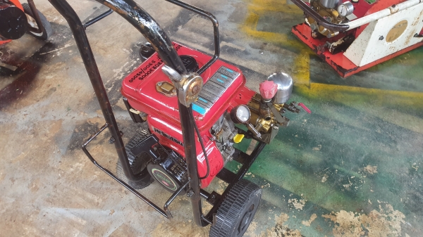 ปั้มฉีดยา ลูกนิ้ว 3 สูบเทสเรียบร้อย