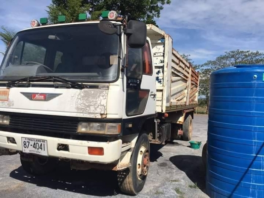 HINO 10ล้อดั้ม 3M 240แรง ปี38 HINO 10ล้อดั้ม 3M 240แรง ปี38