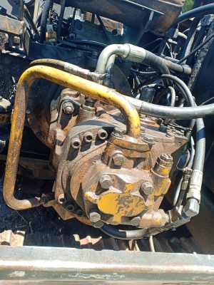 ขายแมคโคร KOMATSU 150-3 พร้อมใช้