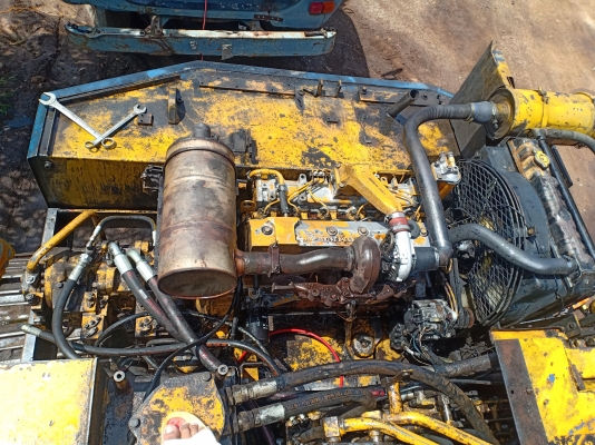 ขายแมคโคร KOMATSU 150-3 พร้อมใช้