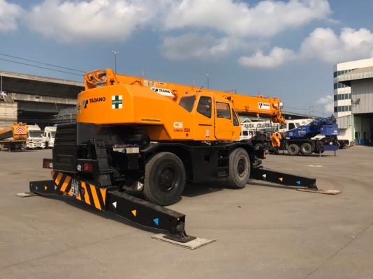 TADANO TR250M-6 รถปี 1996 มีไฟแนนซ์บริการ ติดต่อ ผึ้ง 095-0563605