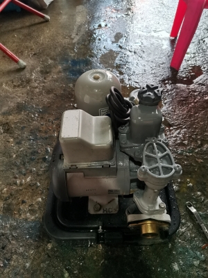 ขาย!! ปั้มน้ำแรงดันคงที่.ฮิตาชิ.ขนาด180w.และ200w.พร้อมใช้งาน ขาย!! ปั้มน้ำแรงดันคงที่.ฮิตาชิ.ขนาด180w.และ200w.พร้อมใช้งาน