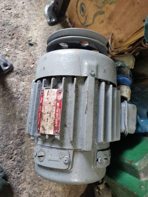 ขาย!! มอเตอร์ถ่าน.ฮิตาชิ.ขนาด​1/2แรง220v.พร้อม​ใช้งาน​