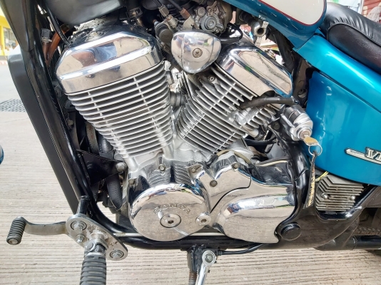 ขาย HONDA STEED400 สภาพเดิมๆทั้งคัน สีเดิมจากญี่ปุ่น เครื่องดี โครเมี่ยมเงา ระบบไฟติดครบ อินวอยส์ สร