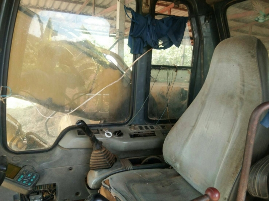 KOMATSU PC200-6 ทำงาน19,000ชม. ปั้มเดิมๆดีระบบไฟฟ้าเต็ม แอร์เย็นบูมอามสวยโซ่เฟรมเต็มคอมนอก10,000