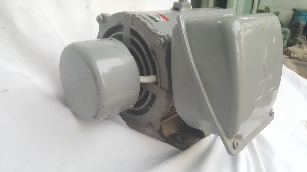 ขายมอเตอร์มิตซู 3แรง ไฟบ้าน220V ขายมอเตอร์มิตซู 3แรง ไฟบ้าน220V