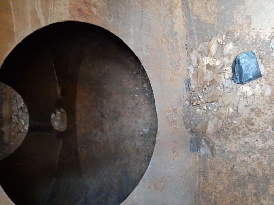 ถังน้ำมัน ถังน้ำติดรถมือสอง 6000 ลิตรเหล็กหนา สวย มีกลั้นห้อง3ห้อง เด่วจัดทำสีทำความสะอาดก็แจ่มค่ะ สนใจทักมาค่ะ 0898147679