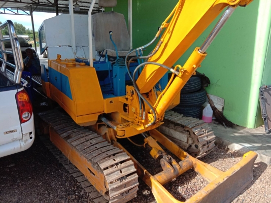 KOMATSU PC30-3 สภาพสวยคอมนอก 5,000