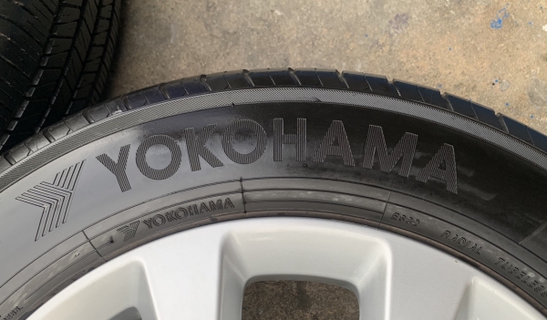 ล้อแม็ก 5รู100 ขอบ 16 พร้อมยาง 205-60-16 Maxxis ปี 18 สภาพสวย