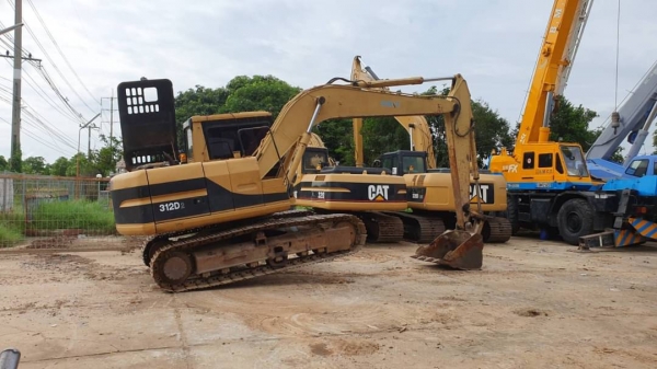 ขาย 655,000 รถแบคโฮ CATTERPILAR 312